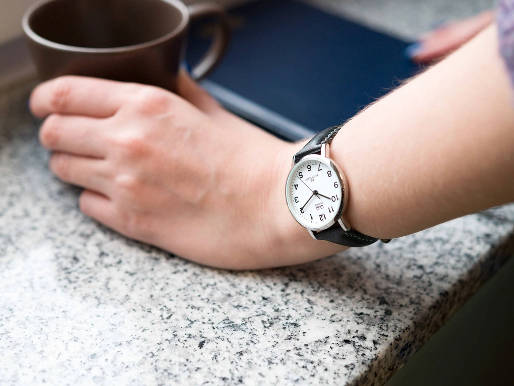 Zegarek damski Q&Q QZ01J304Y