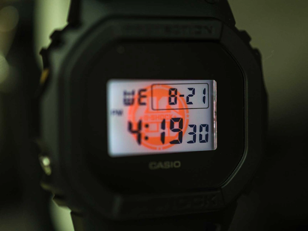 Zegarek męski CASIO G-SHOCK DWE-5657RE-1ER G-Shock 40th Anniversary