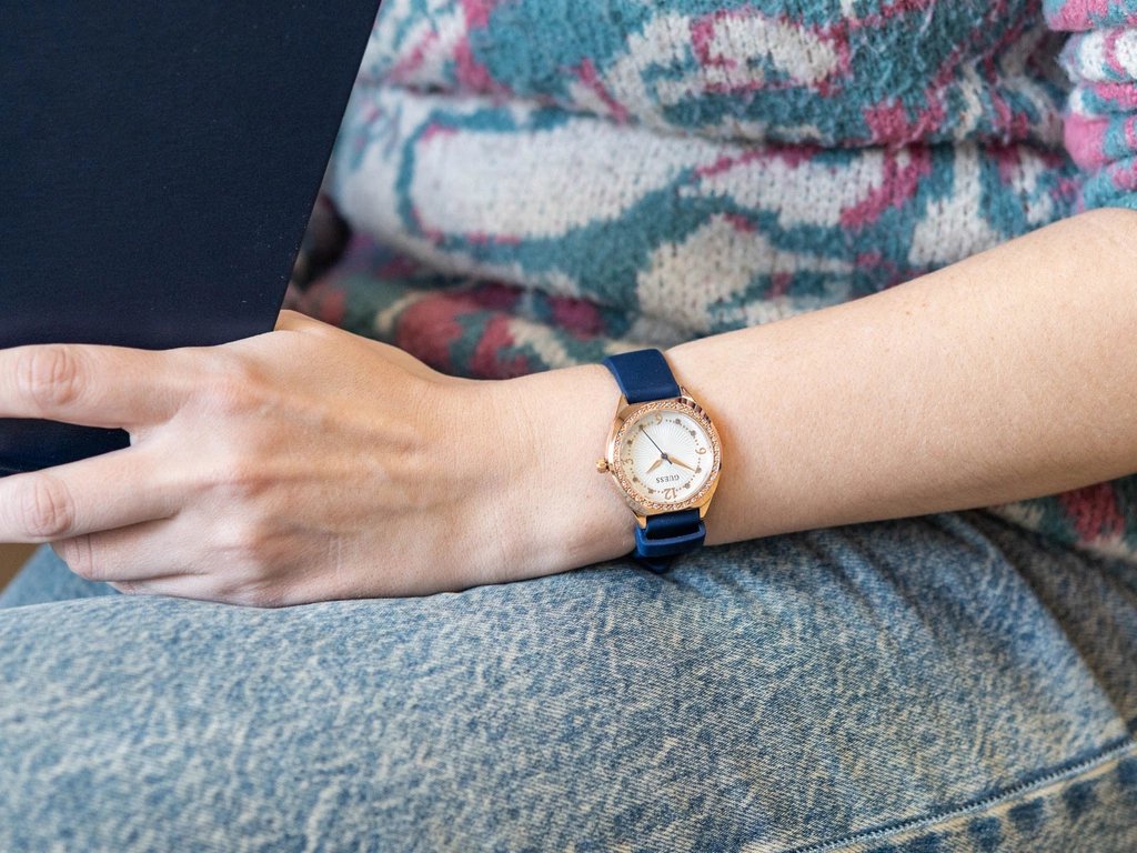 Zegarek damski GUESS GW0820L2 Charlotte