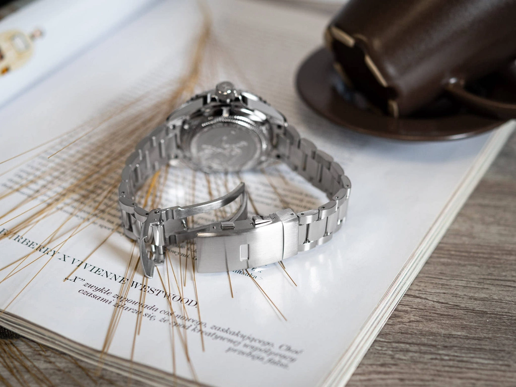 Zegarek męski EDOX 80120 3BUM BUF Sky Diver Neptunian