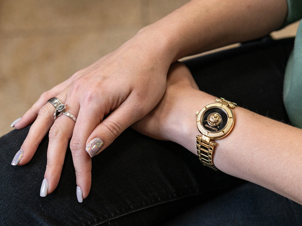 Zegarek damski PLEIN SPORT PSCEA0925 Opium