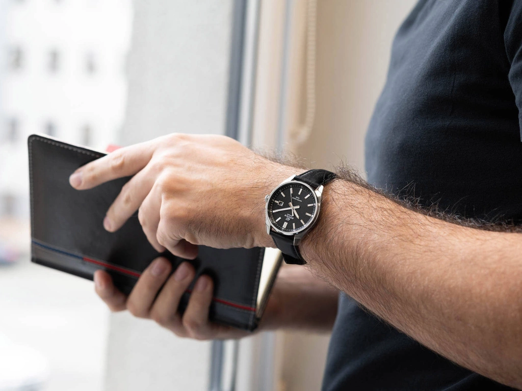 Zegarek męski CASIO Edifice EFV-150L-1AVUEF