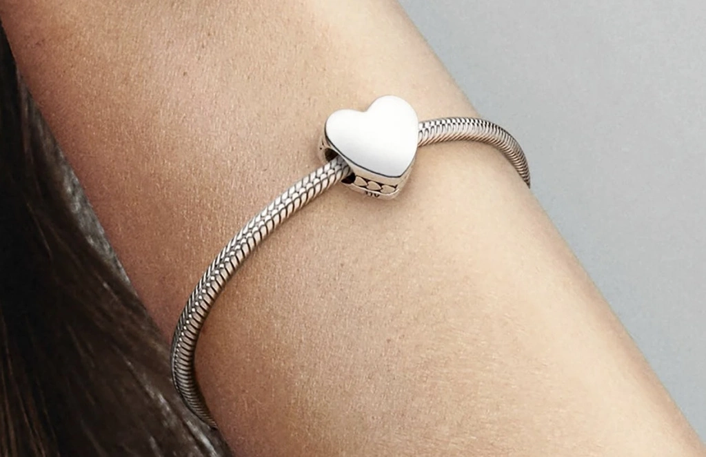 Charms Pandora do grawerowania Serce 792015