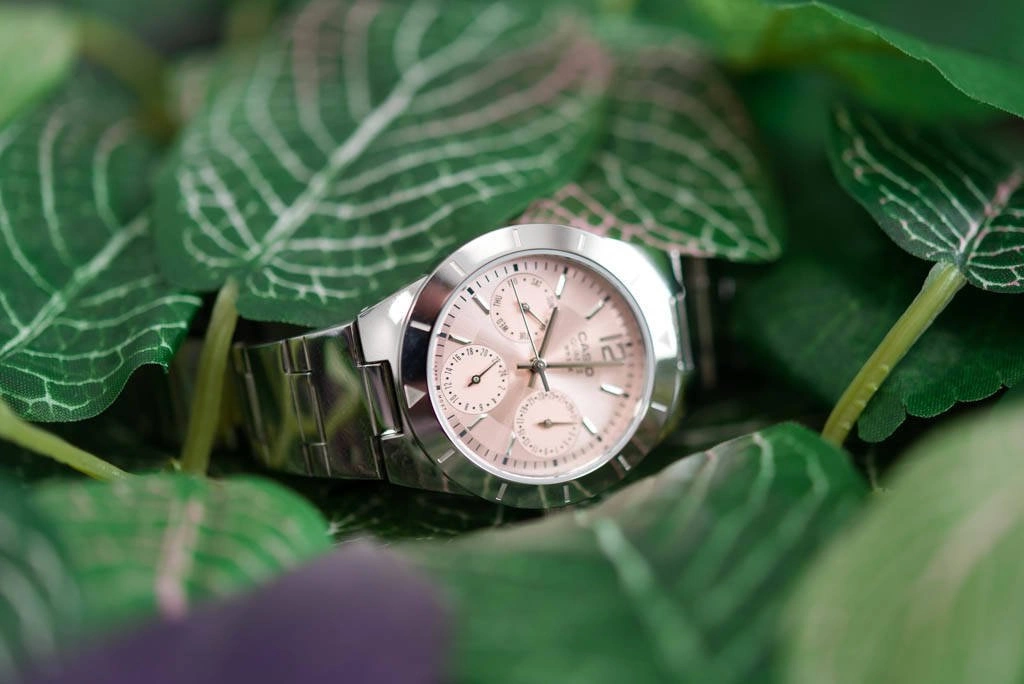 Zegarek damski CASIO LTP-2069D-4AVEG