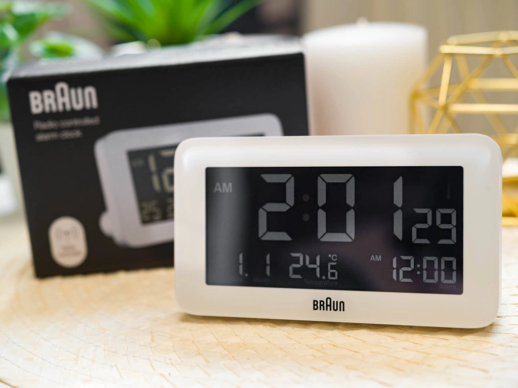 Budzik Braun BC10W-DCF