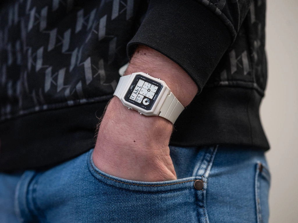 Zegarek męski CASIO LF-20W-8AEF Pop