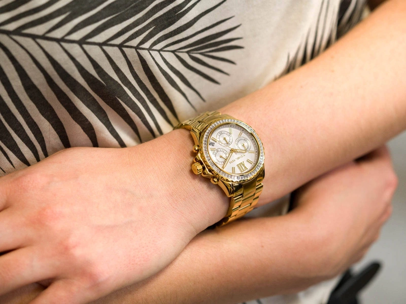 Zegarek damski MICHAEL KORS EVEREST MK7212 