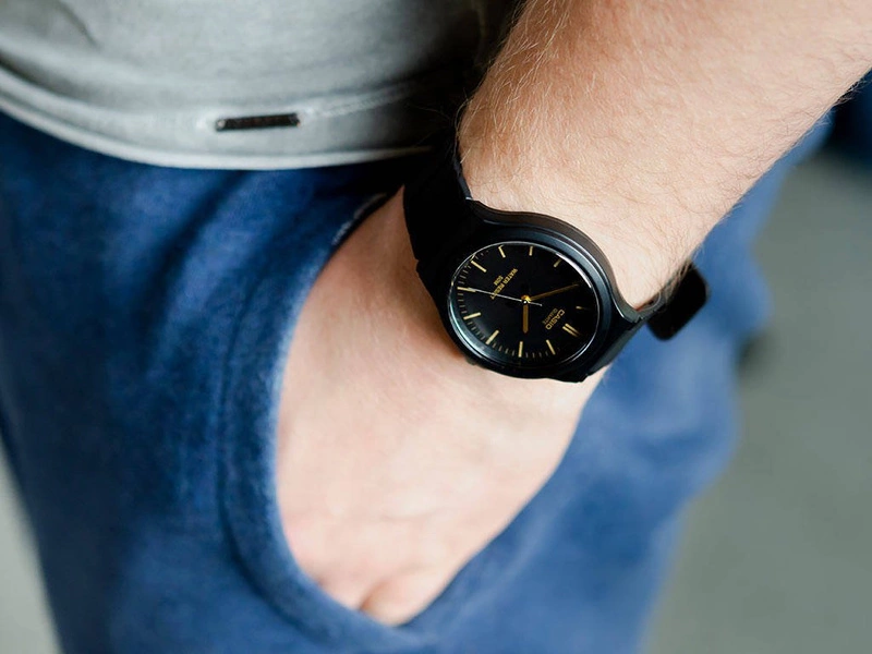 Zegarek męski CASIO MW-240-1EVEF