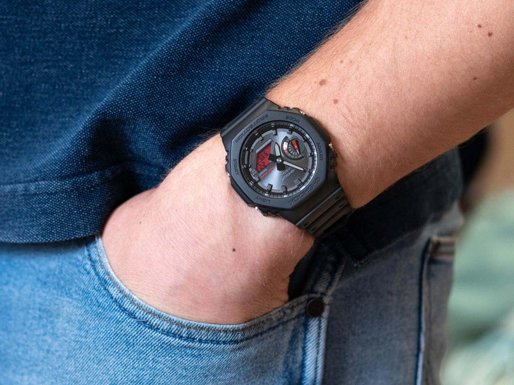 Zegarek męski CASIO G-SHOCK GA-B2100BBR-1AER