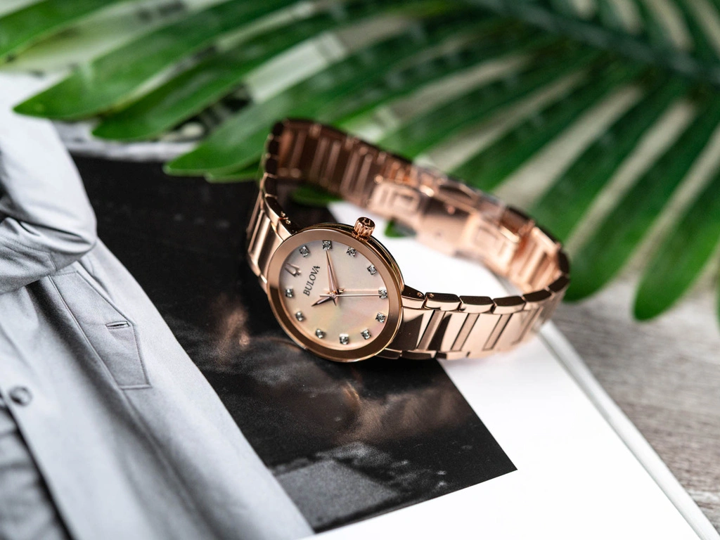 Zegarek damski BULOVA 97P132 Futuro