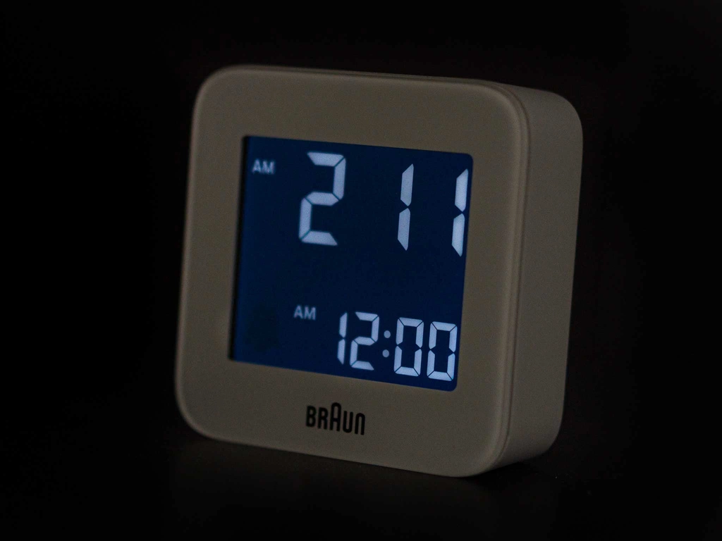 Budzik Braun BC08G-DCF