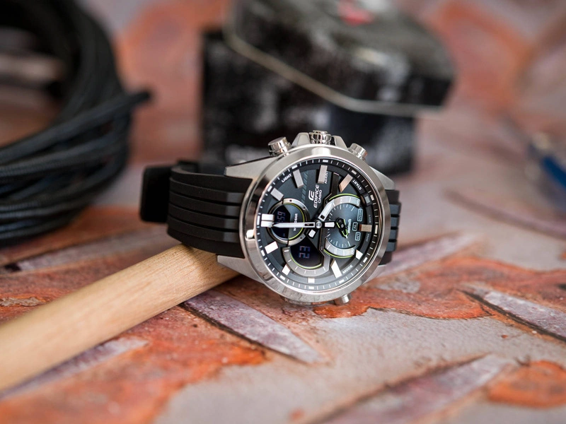 Zegarek męski CASIO Edifice ECB-30P-1AEF