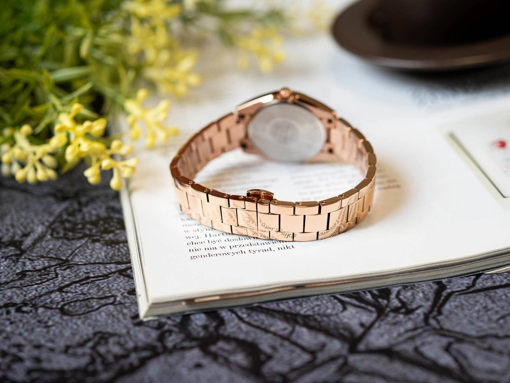 Zegarek damski BULOVA 97P156 Surveyor