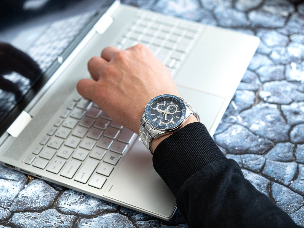 Zegarek męski CASIO Edifice EFR-552D-2AVUEF