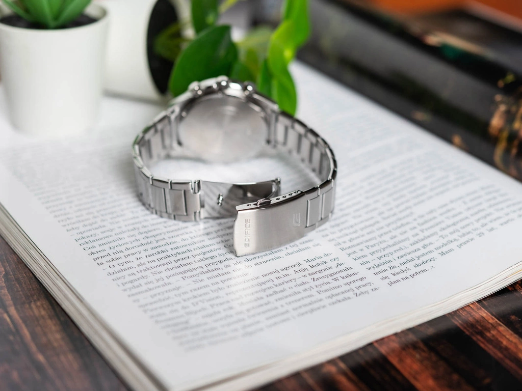 Zegarek męski CASIO Edifice EFR-571D-1AVUEF