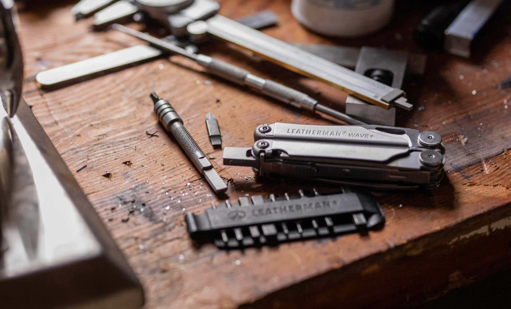 Multitool Leatherman Wave Plus 832524 Srebrny