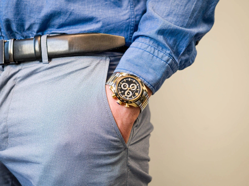 Zegarek męski VERSACE V-RAY VE2I00421