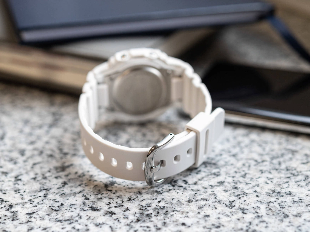 Zegarek damski CASIO G-SHOCK GMD-S5600-7ER