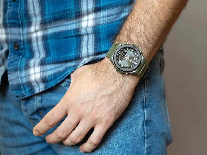 Zegarek męski CASIO AQ-S820W-3BVEF