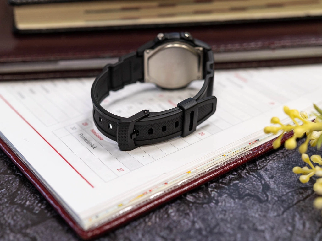 Zegarek męski CASIO W-220H-1AVEF