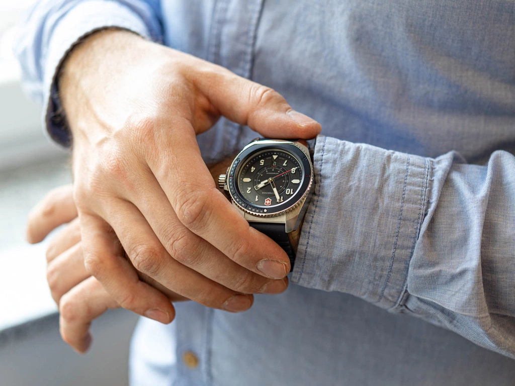 Zegarek męski Victorinox 241975 Journey 1884