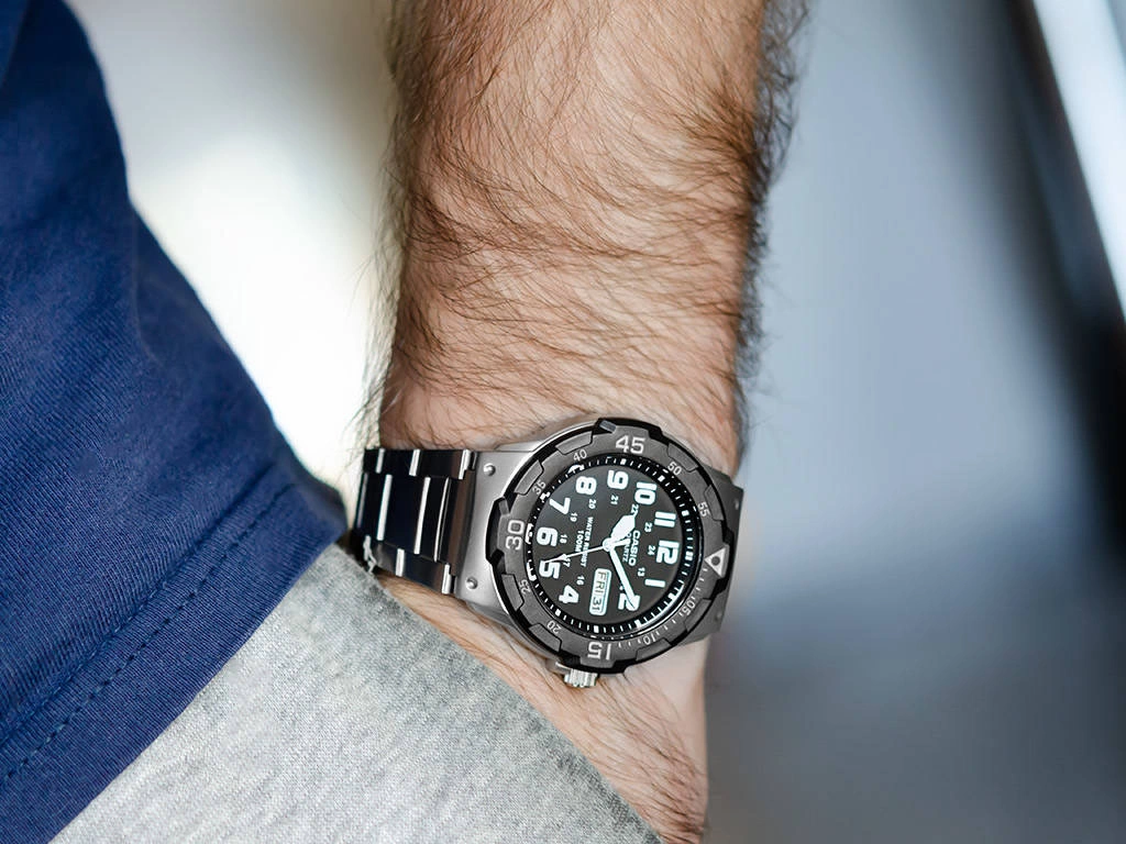 Zegarek męski CASIO MRW-200HD-1BVEF