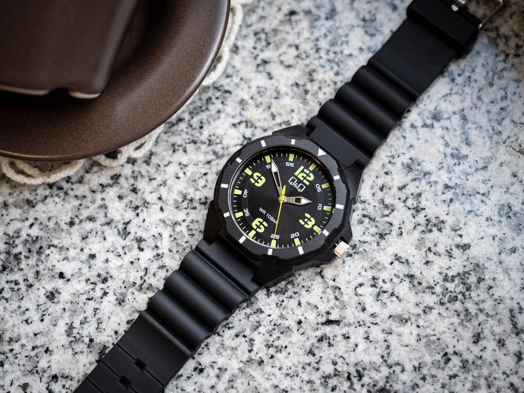 Zegarek męski Q&Q V30A-005VY