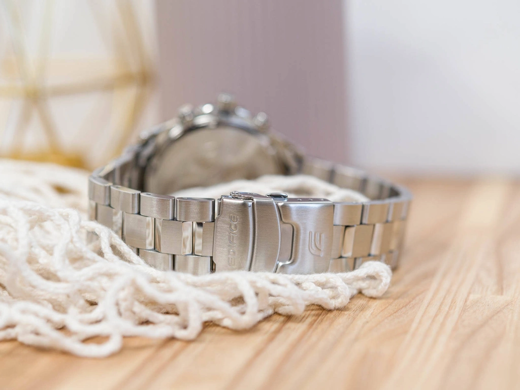 Zegarek męski CASIO Edifice EF-527D-2AVUEF