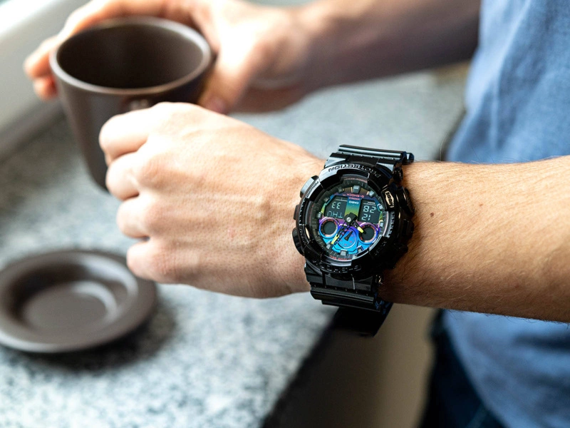 Zegarek męski CASIO G-SHOCK GA-100RGB-1AER Virtual Rainbow