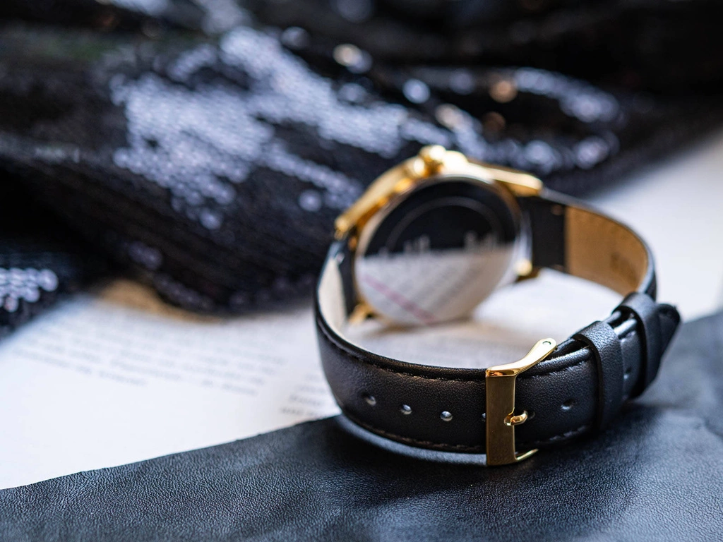 Zegarek damski GUESS GW0399L3 Emblem