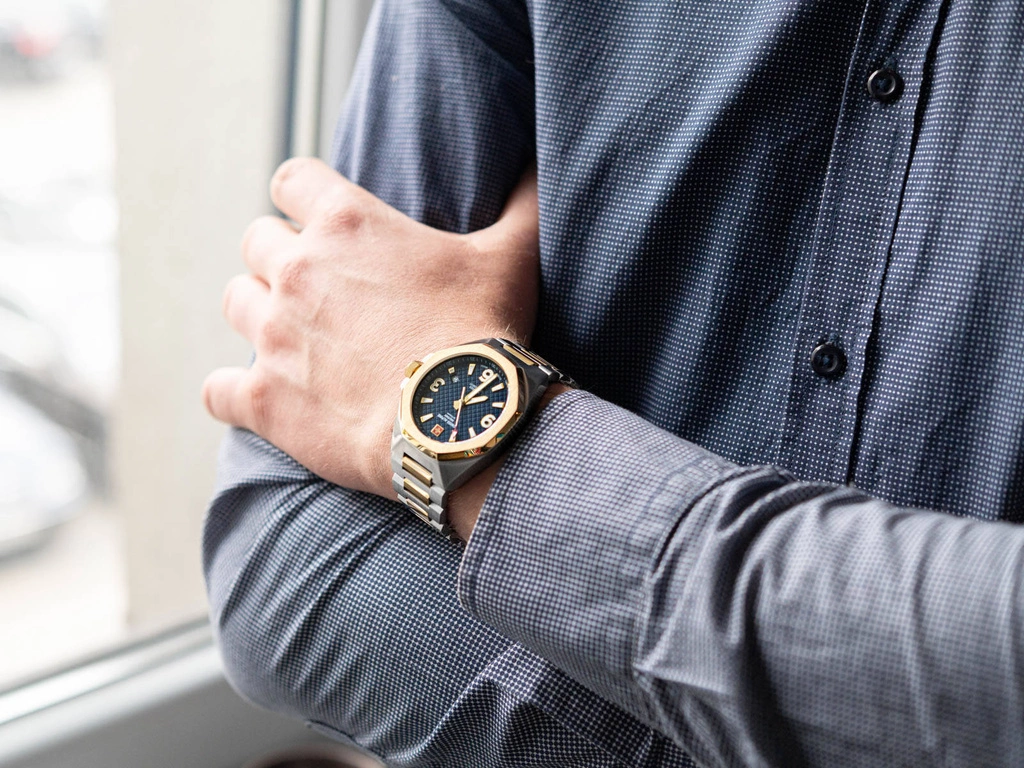 Zegarek męski SWISS ALPINE MILITARY SAM7005.1145