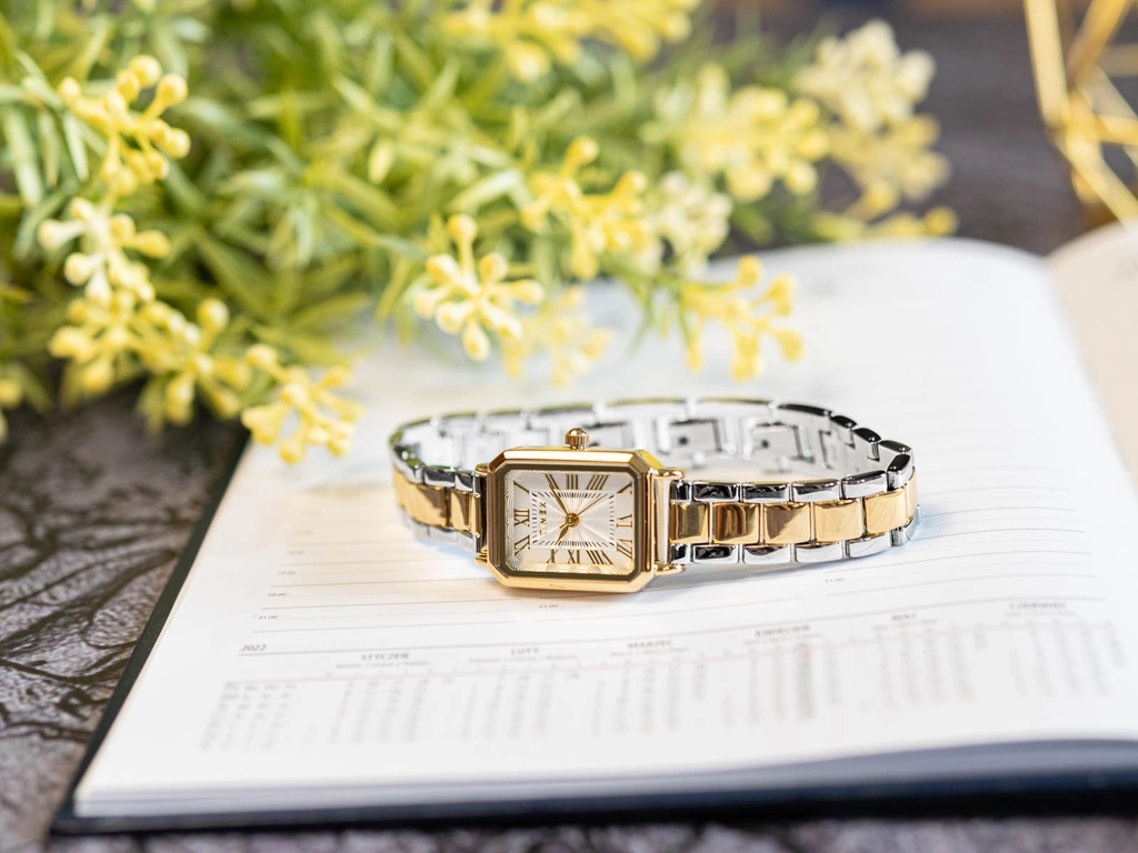 Zegarek damski TIMEX TW2Y01300 Dress