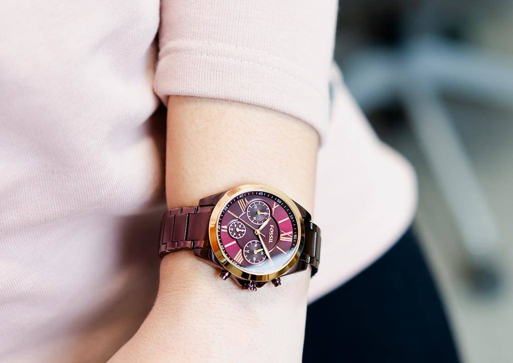 Fossil modern deals courier