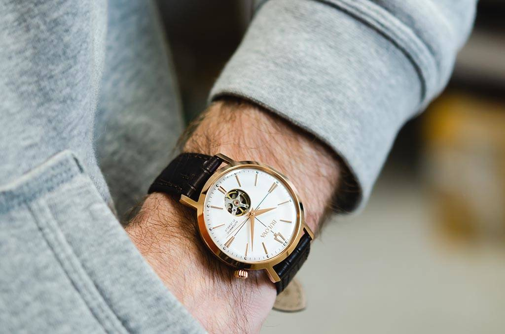 Bulova 97a136 best sale